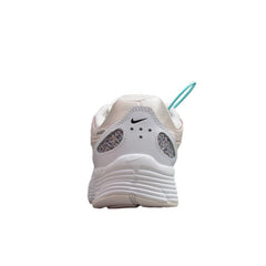 Tênis de Corrida Nike P-6000 Branco e Rosa