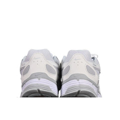 Tênis de Corrida Nike P-6000 Branco