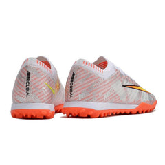 Chuteira Society TF Nike Zoom Mercurial Vapor 15 Elite Prateada e Laranja