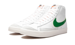 Nike Blazer Mid 77 White Pine Green