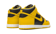 Nike Dunk High Varsity Maize